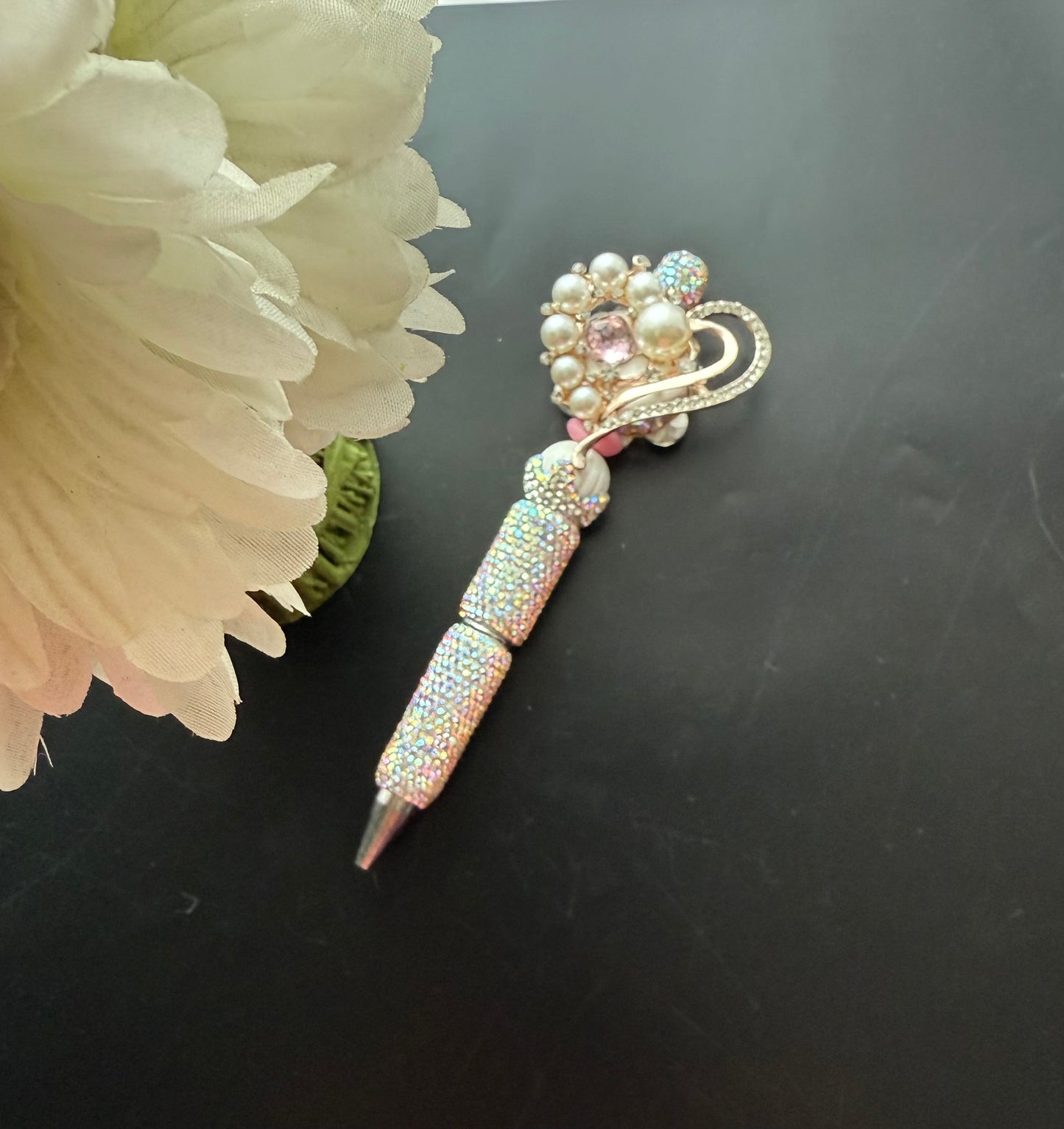 Pearl Bloom Beaded Pen