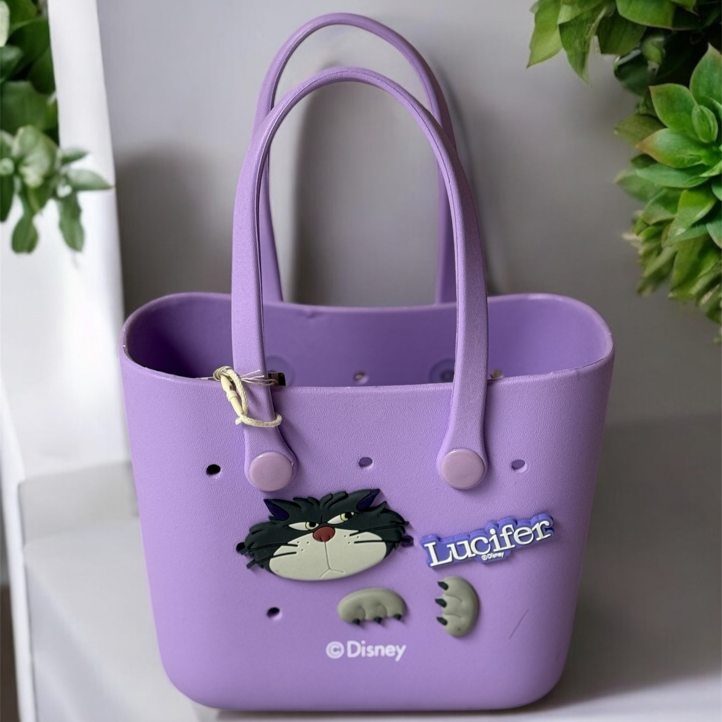 Lucifer the Cat - Bento Bag β Cute Croc-like Style