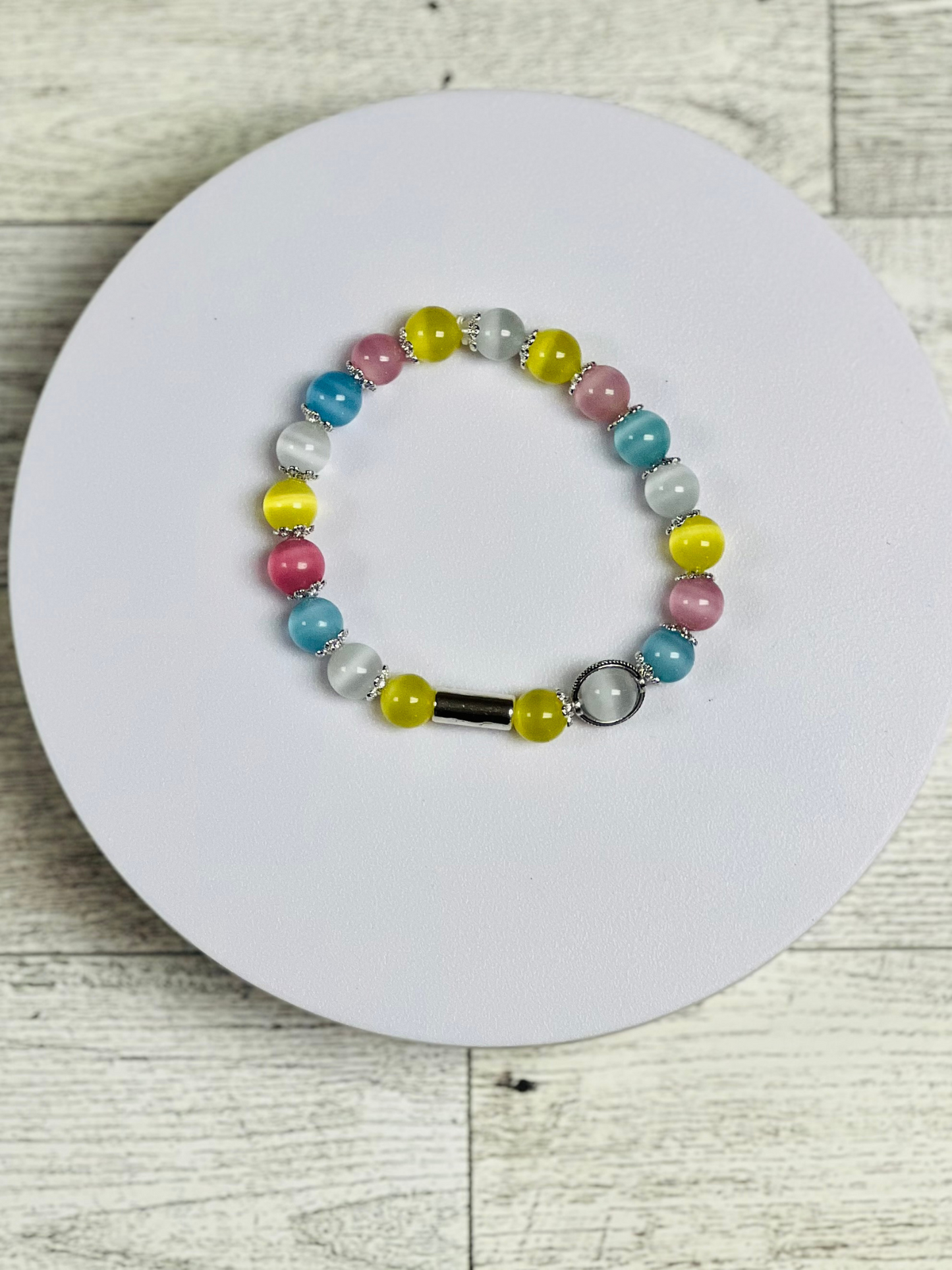 Hues of Summer Time with our Cat Eye Ensemble